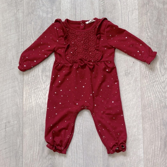 Jessica Simpson Red Jumpsuit with Silver Stars Sz 6-9 Mo - Picture 1 of 9